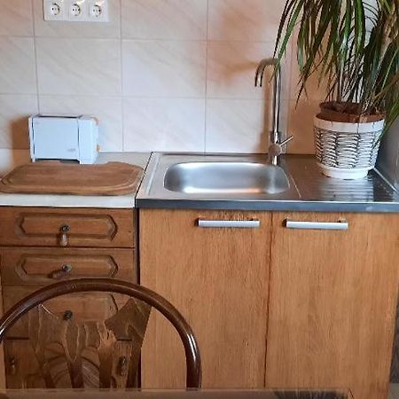Kemences Kert Apartment Pilisszentivan Eksteriør bilde